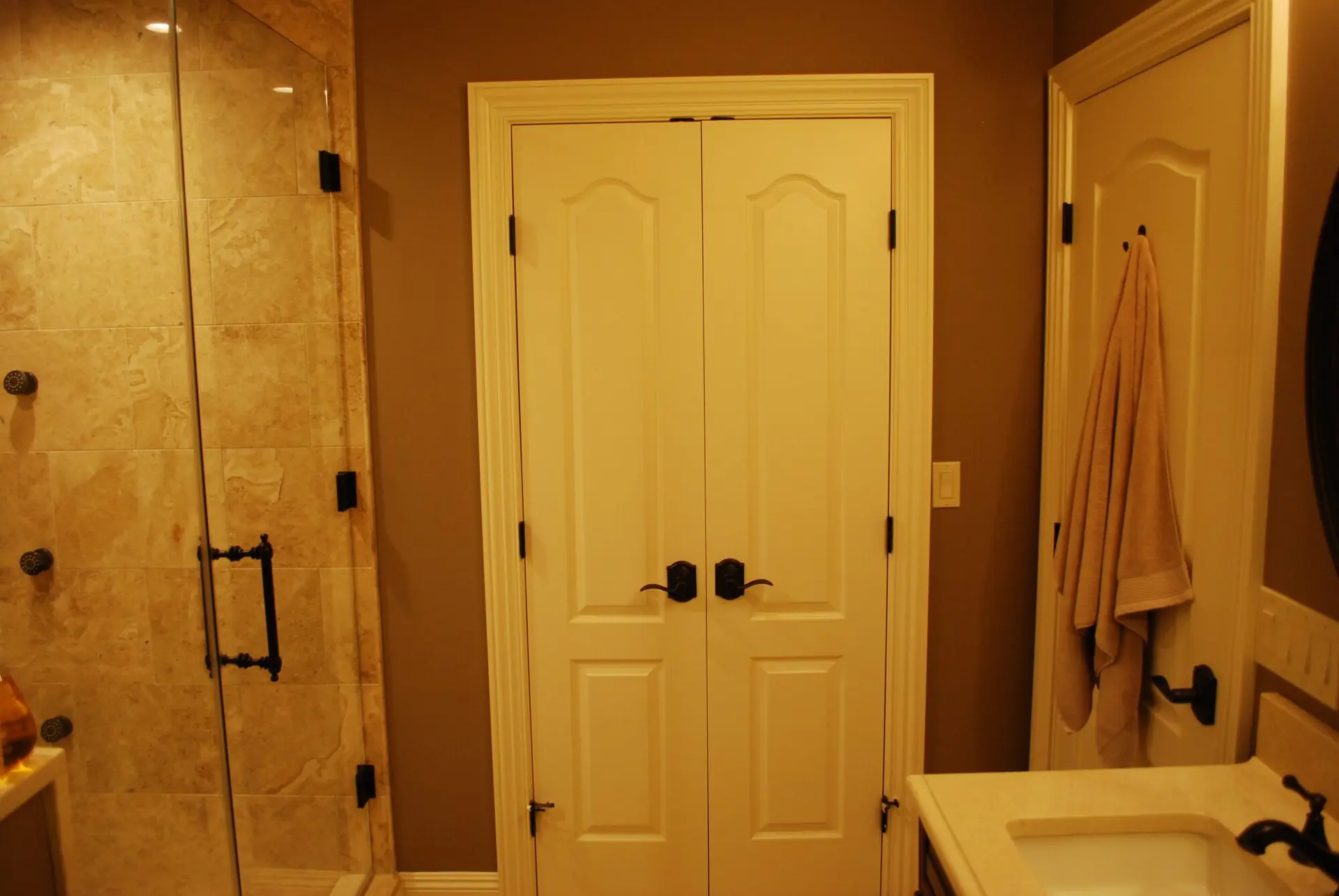 Bathrooms — project photo 15