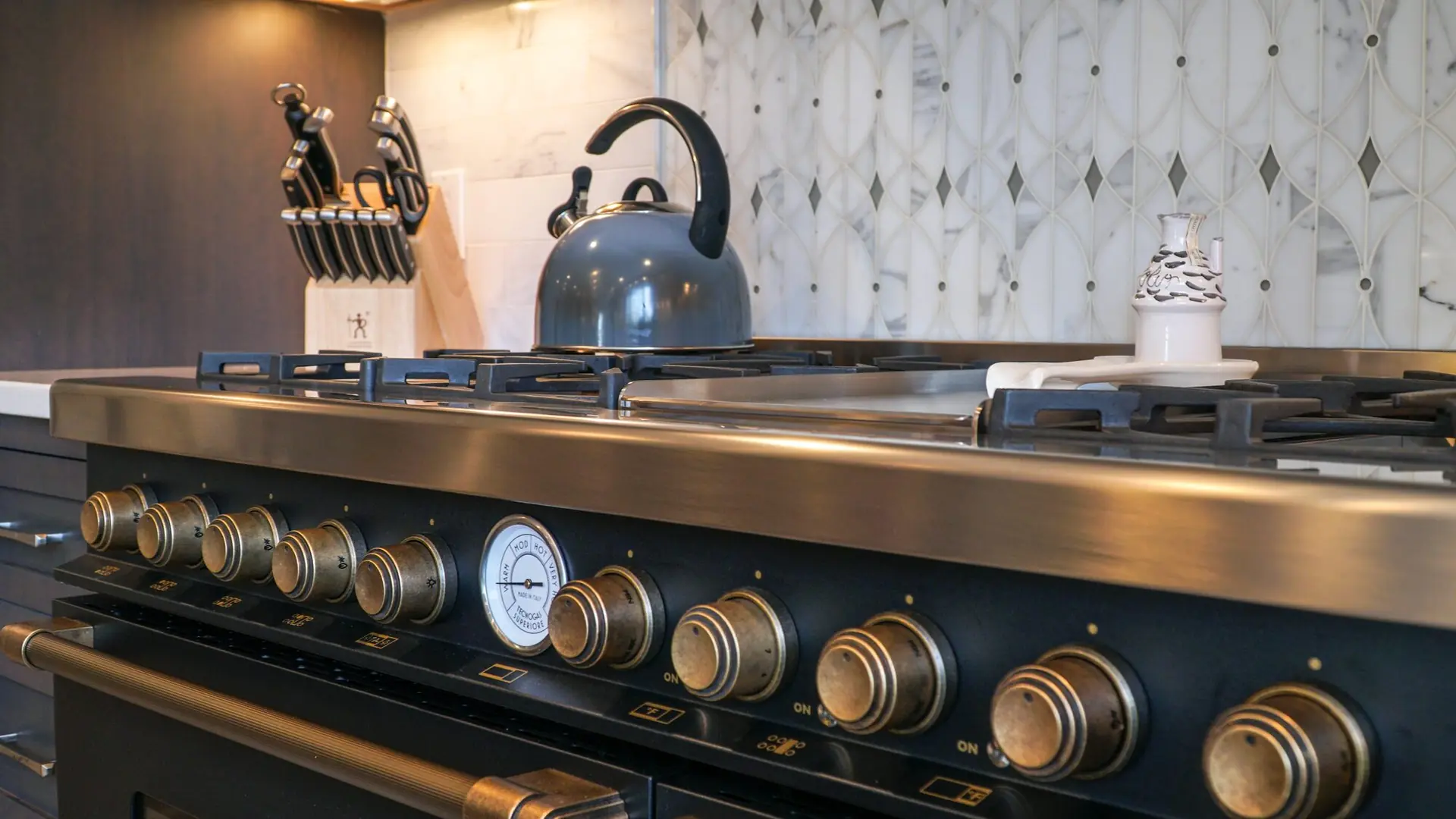 Custom Kitchens — project photo 21
