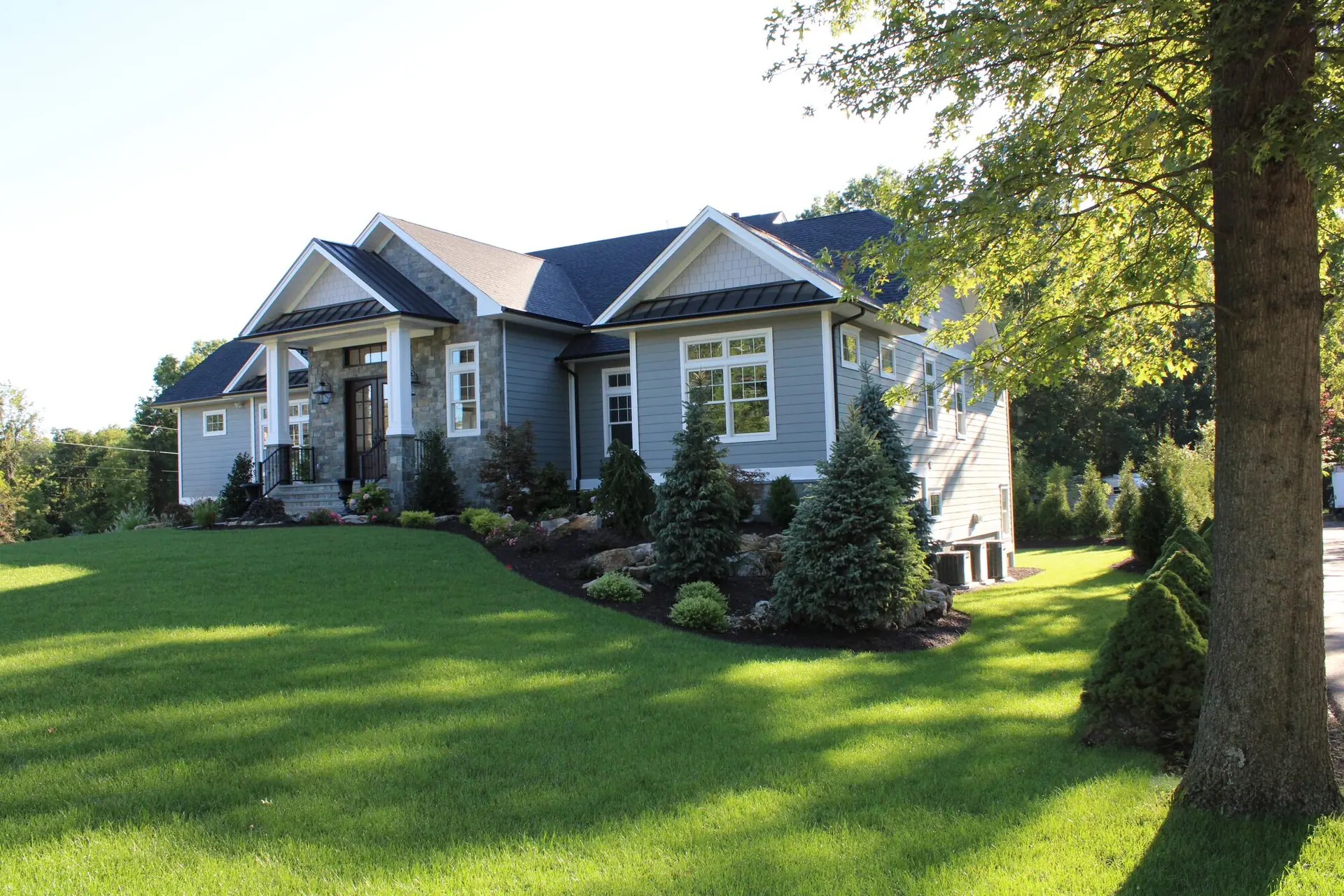 A completed Mountaintop Construction custom home in Northern New Jersey